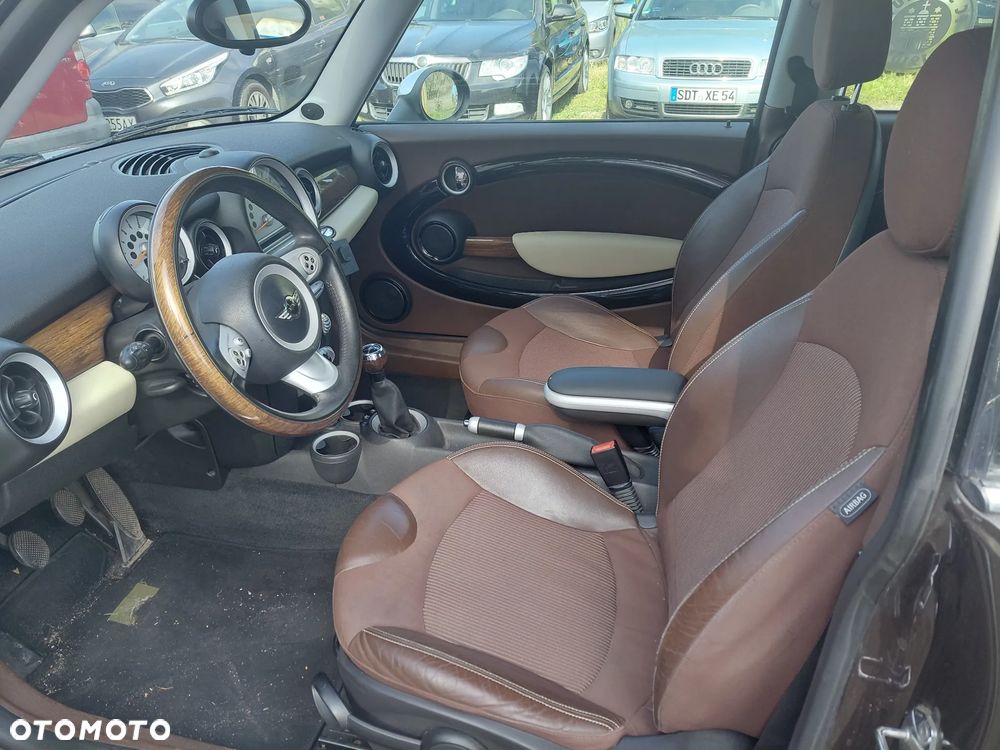 MINI Clubman - 12