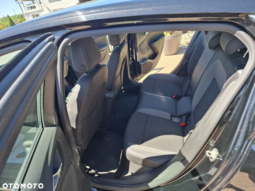 Opel Astra 1.2 T Elegance S&S - 13