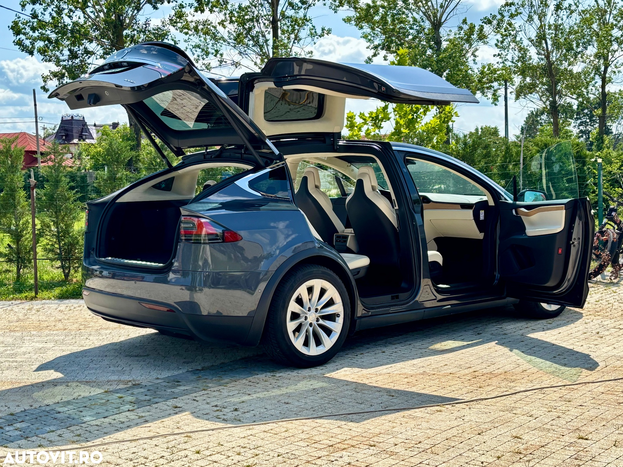 Tesla Model X P100D Allradantrieb - 7