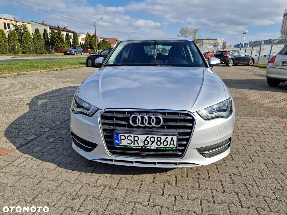 Audi A3 Sportback 1.6 TDI DPF Attraction - 8