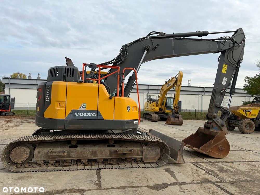 Volvo ECR 235 EL - 6