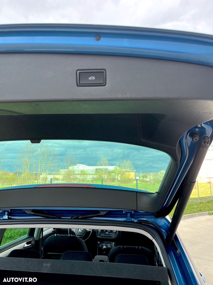 Volkswagen Tiguan 2.0 TDI SCR 4MOTION (BlueMotion Tech) Comfortline - 13