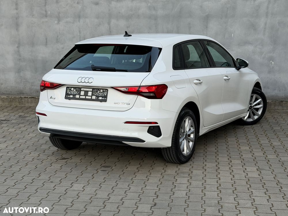 Audi A3 Sportback 30 TFSI S tronic - 4
