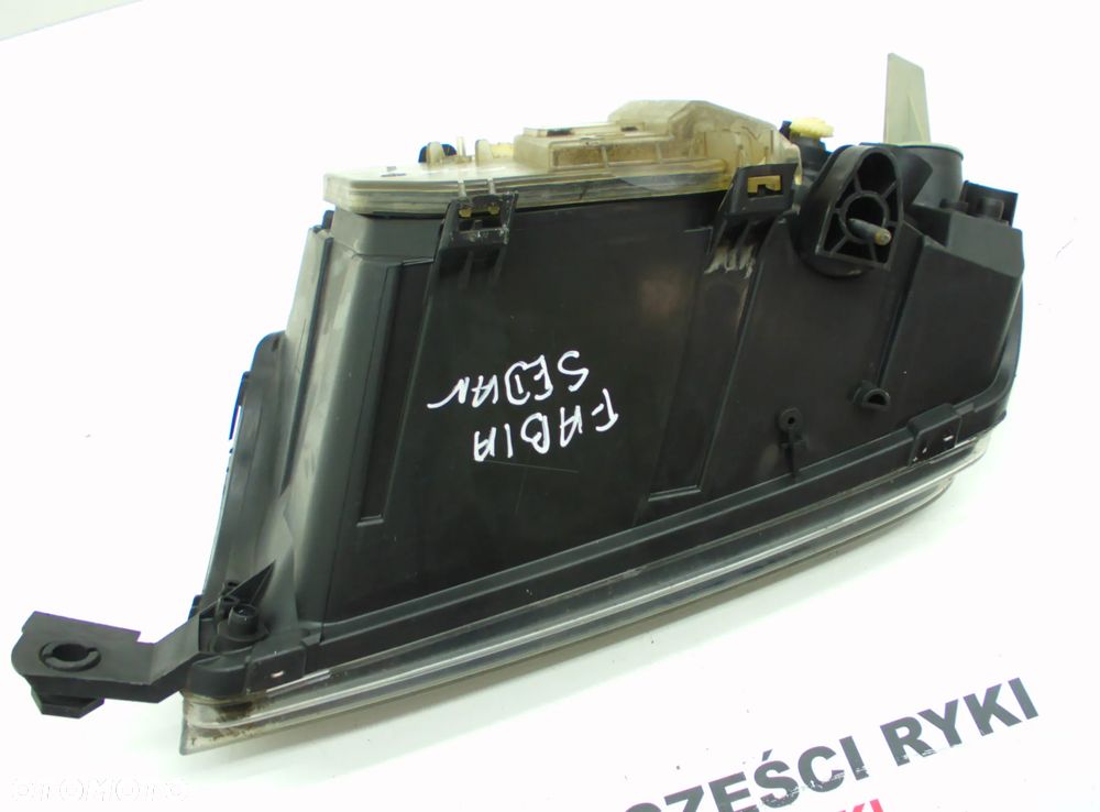 Skoda Fabia I Lampa Przód Reflektor Prawa Strona - 14