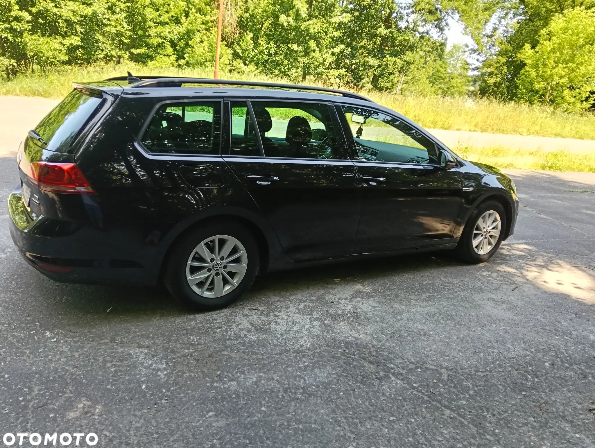 Volkswagen Golf VII 1.6 TDI BlueMotion Trendline - 11
