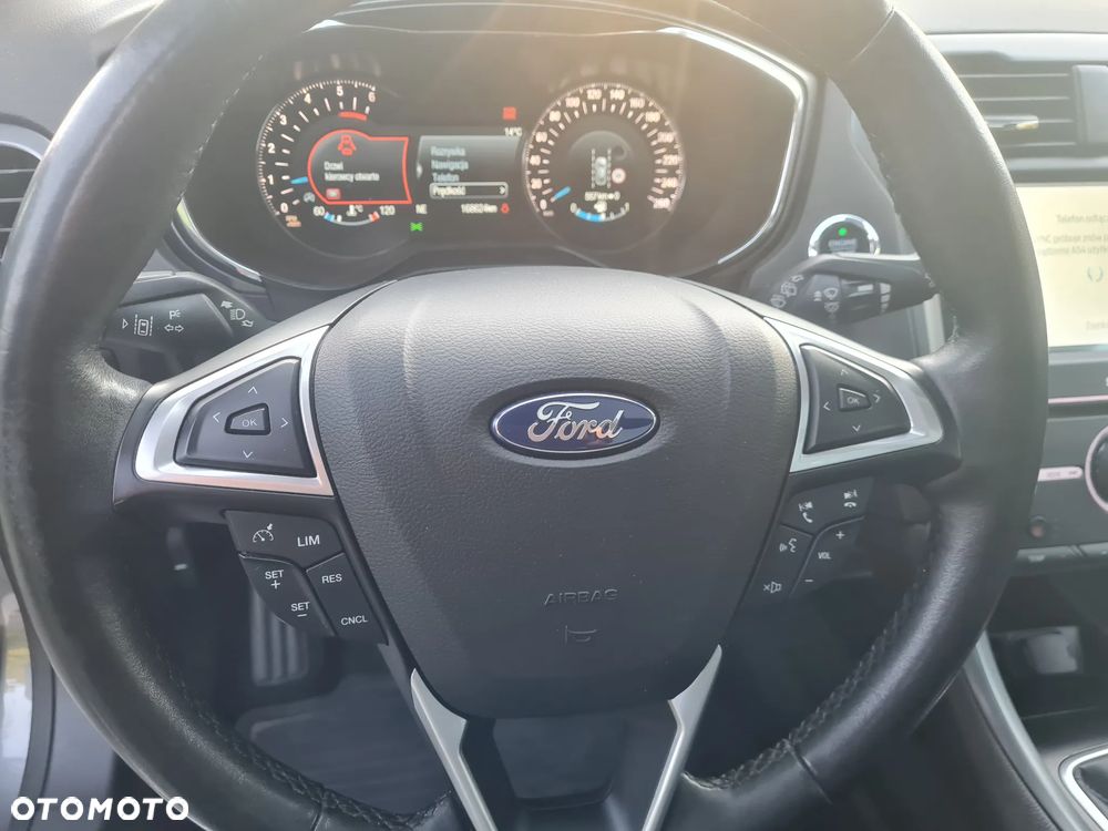 Ford Mondeo 2.0 TDCi Titanium - 22