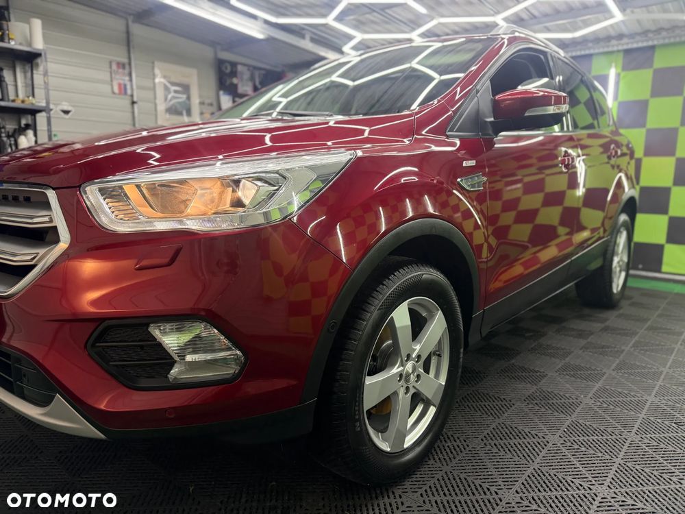 Ford Kuga - 25