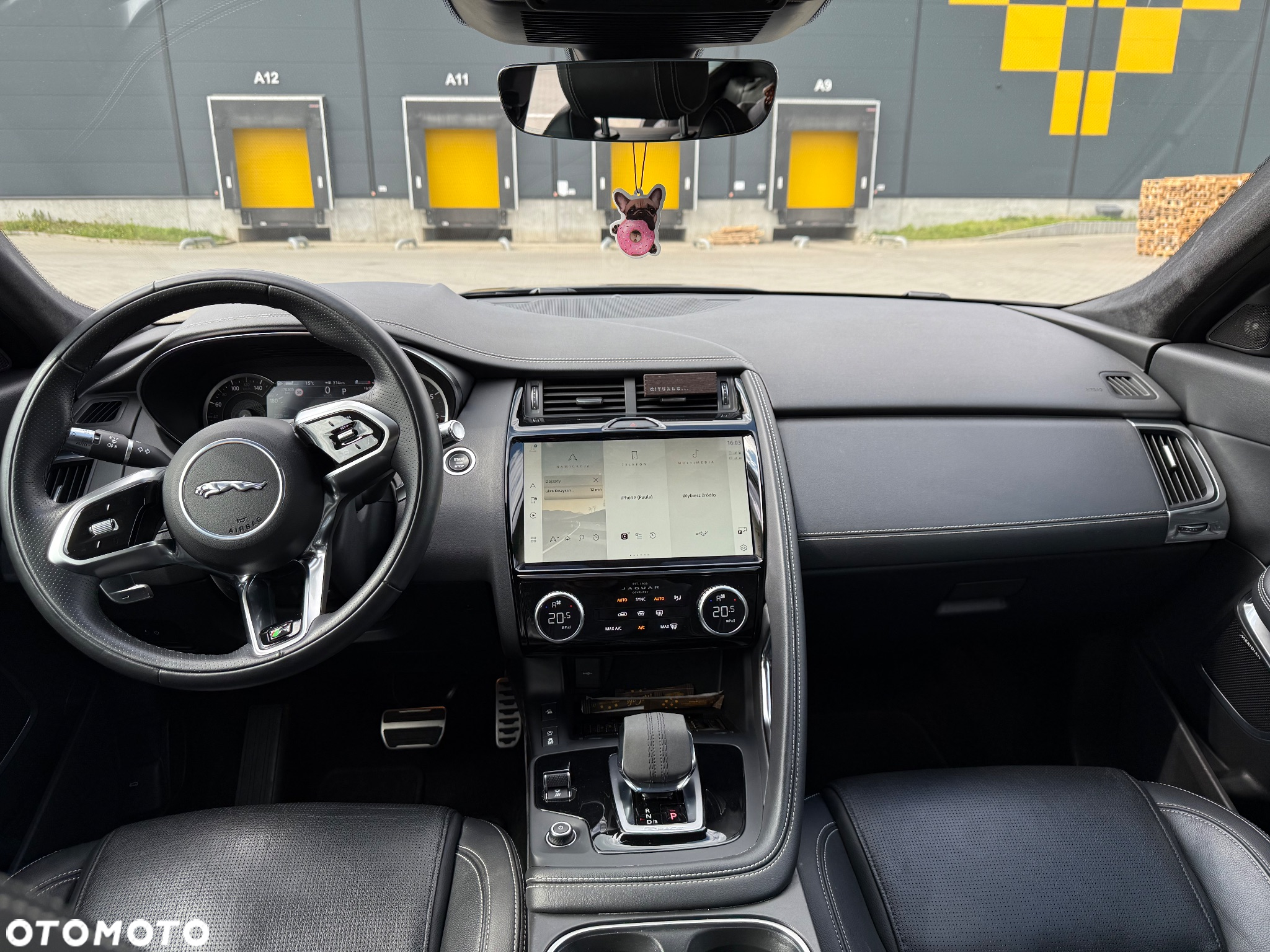 Jaguar E-Pace P200 AWD R-Dynamic SE - 10