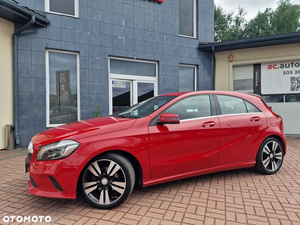 Mercedes-Benz Klasa A 180 (BlueEFFICIENCY) Urban - 4