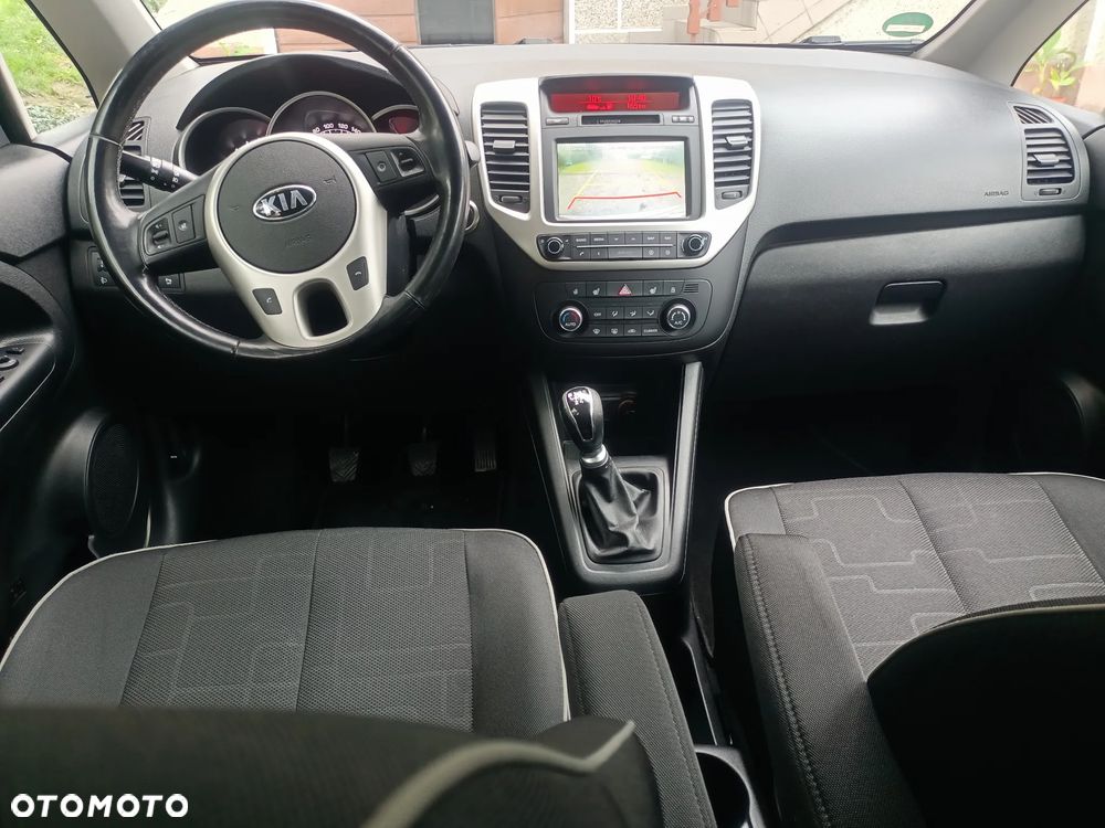 Kia Venga - 3