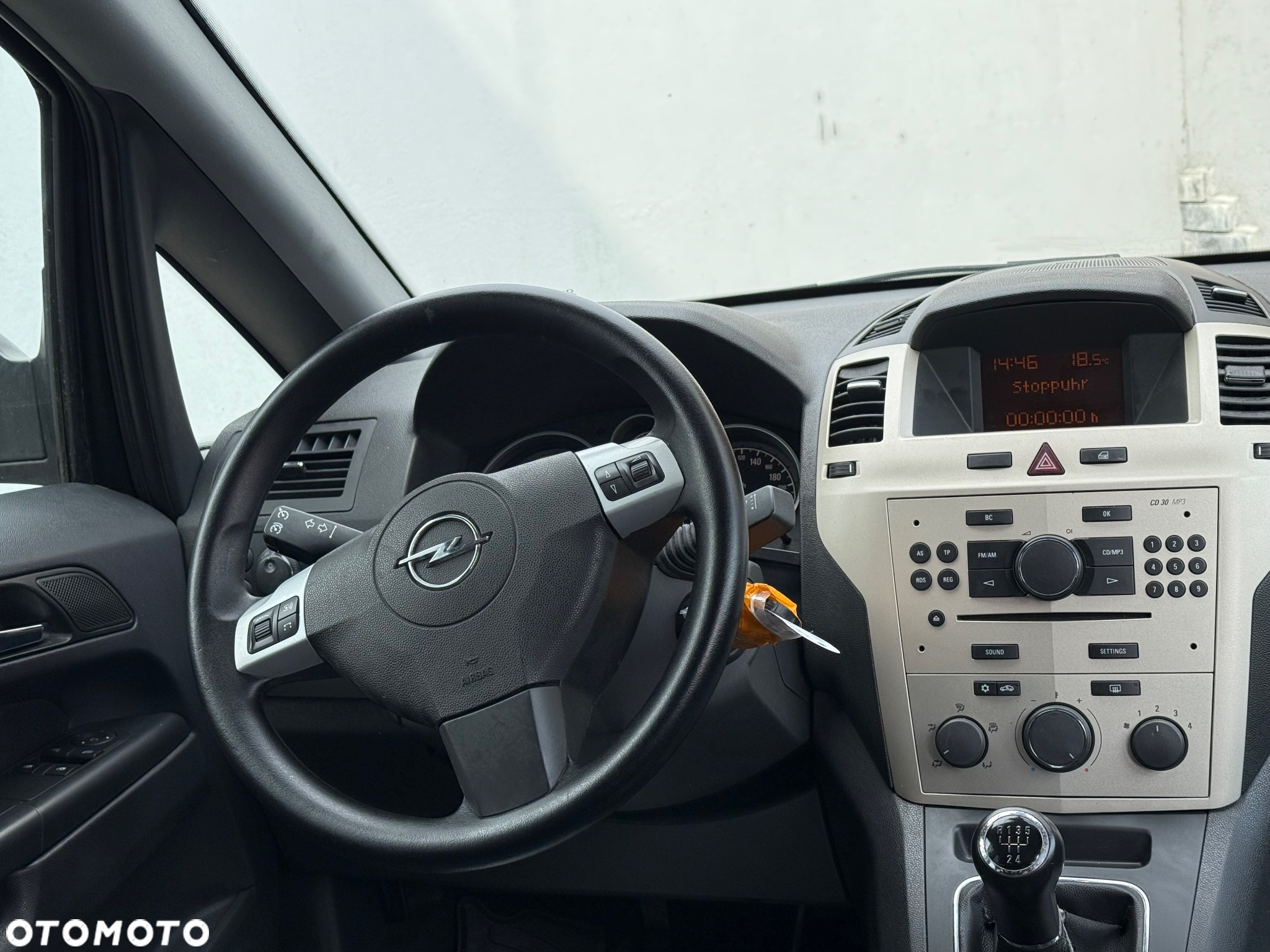 Opel Zafira 1.6 Cosmo - 9