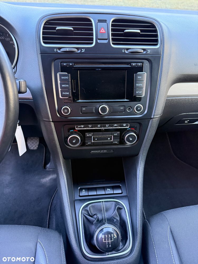 Volkswagen Golf 1.6 TDI DPF BlueMotion Technology MATCH - 12