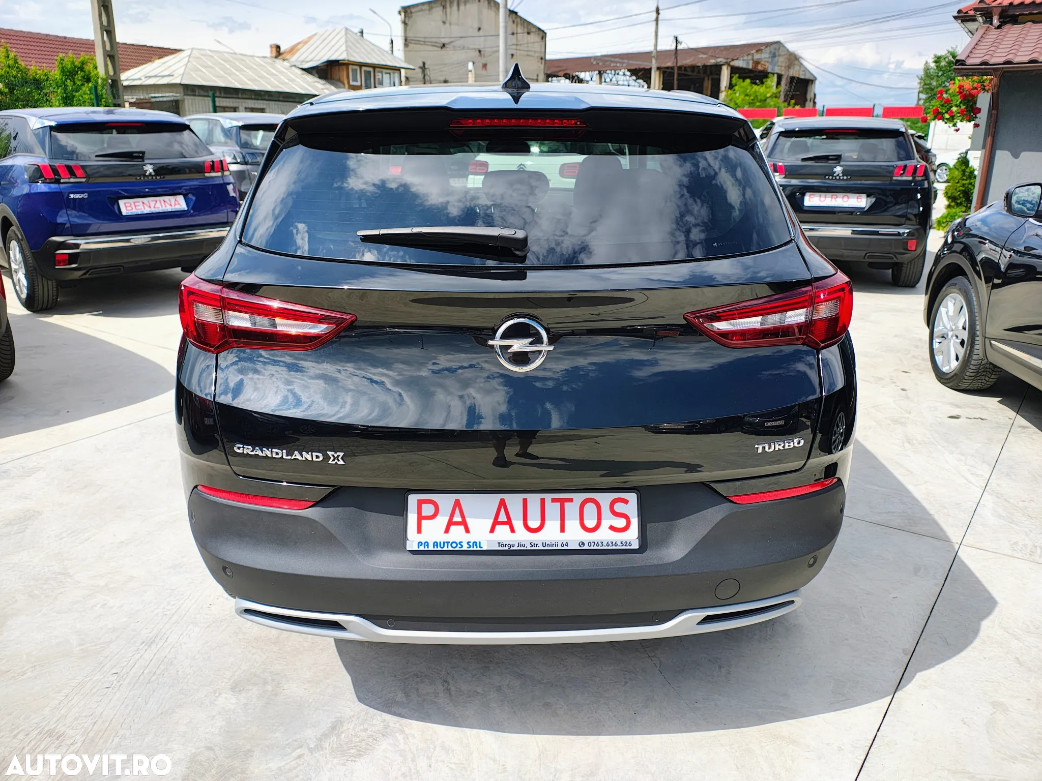 Opel Grandland X 1.2 Start/Stop Business Edition - 18