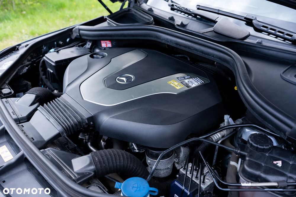 Mercedes-Benz GLE - 40