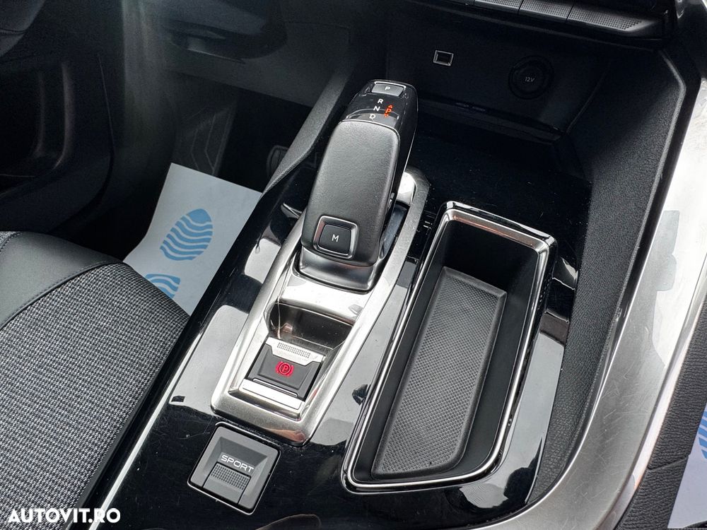 Peugeot 3008 BlueHDi 130 Stop & Start EAT8 Allure Business-Paket - 29