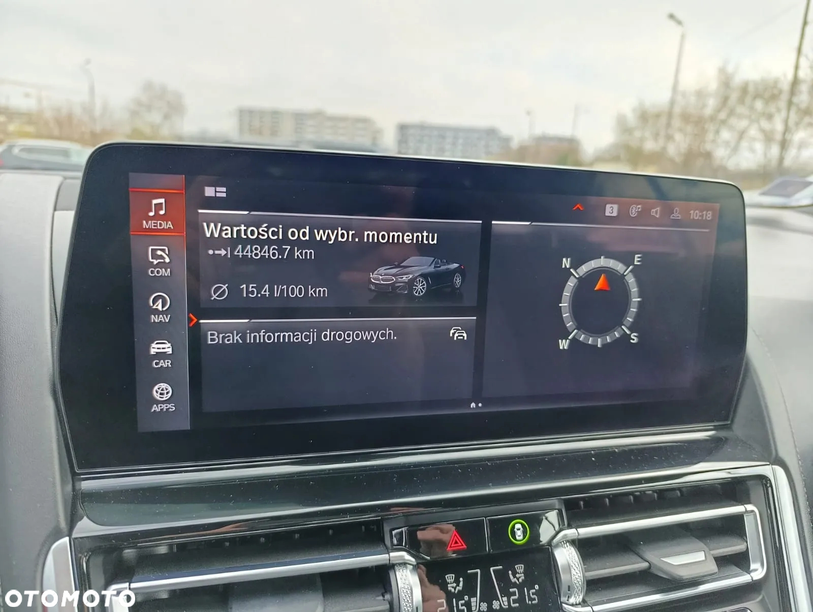 BMW Seria 8 M850i xDrive Cabrio - 27
