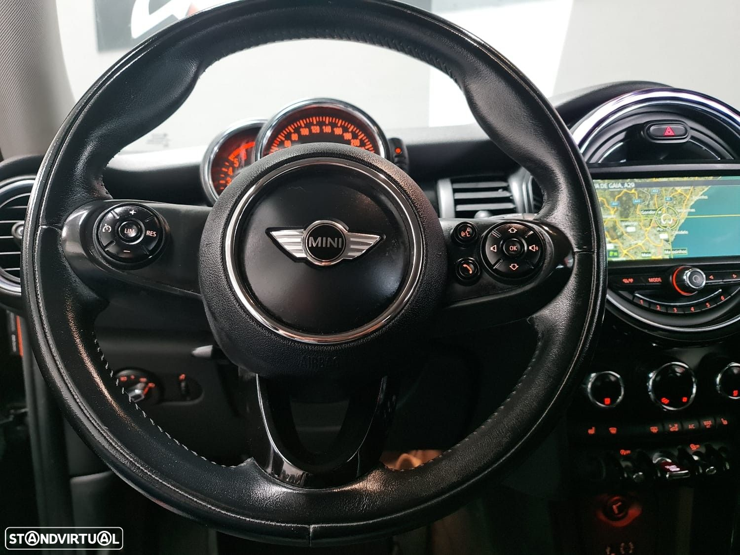 MINI 3 Portas Cooper D - 11