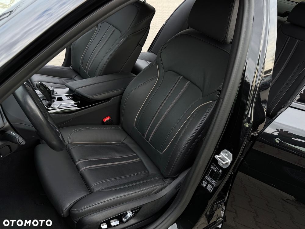 BMW Seria 5 530i M Sport Edition - 35