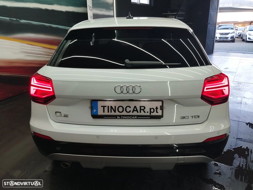 Audi Q2 30 TDI Design S tronic - 6