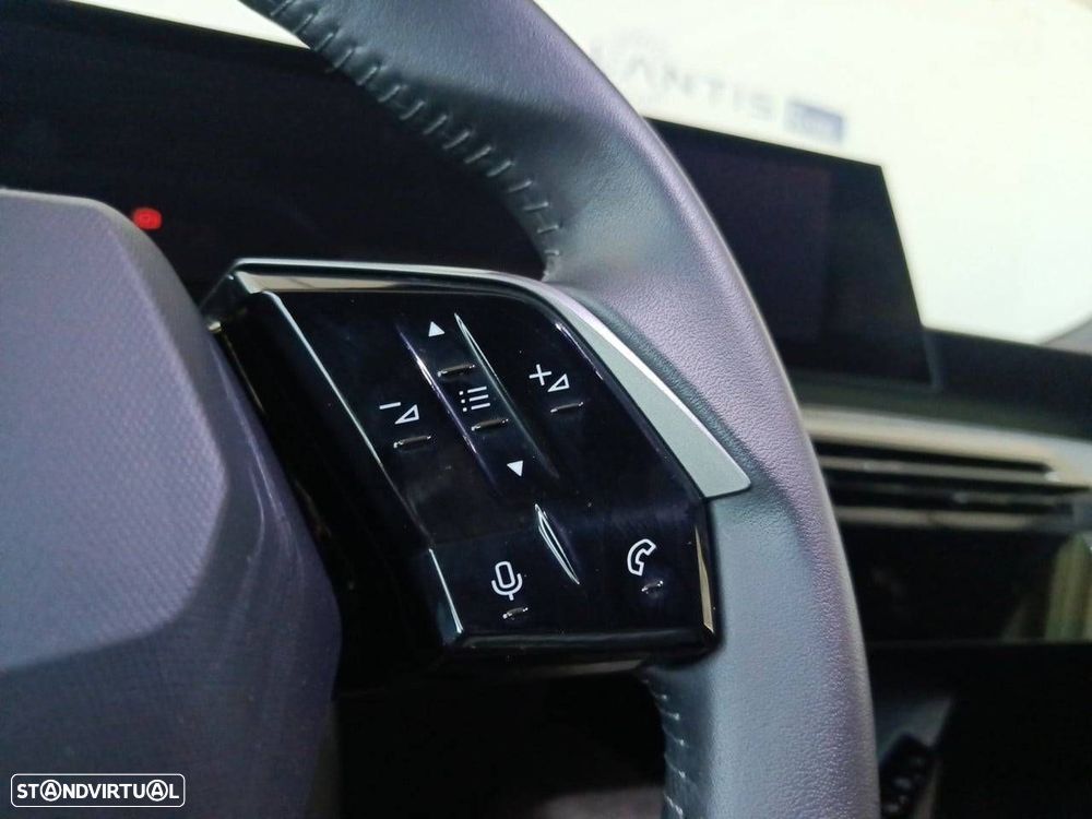 Peugeot 3008 1.2 Hybrid Allure e-DCS6 - 17