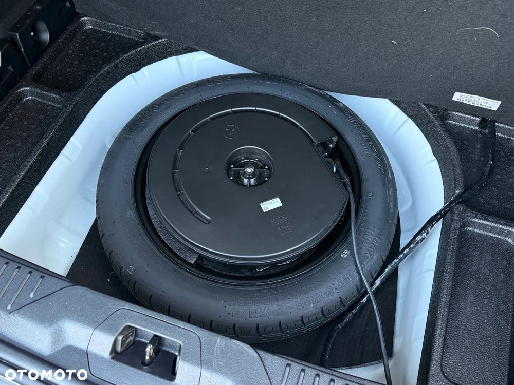 Ford Focus 1.5 EcoBlue Start-Stopp-System TITANIUM - 37