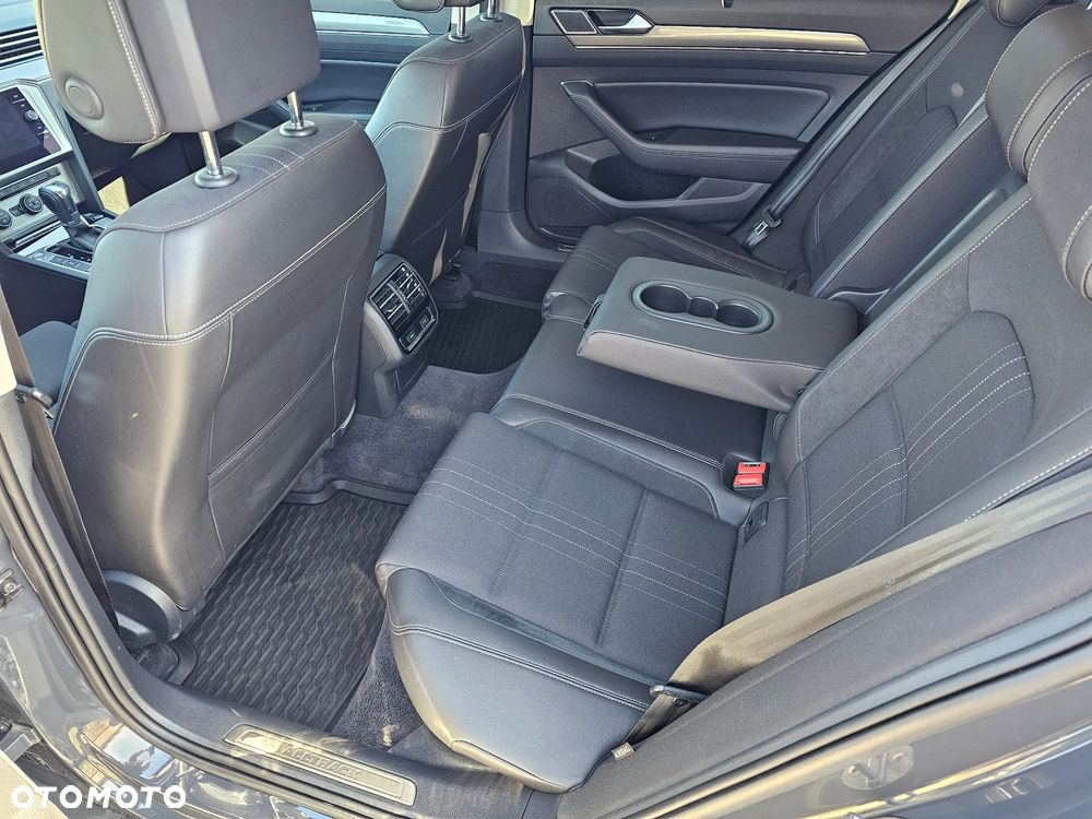 Volkswagen Passat Alltrack - 11