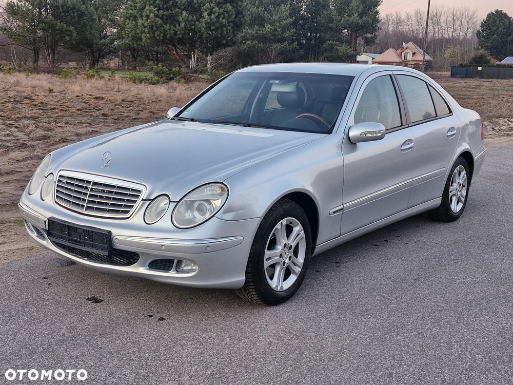 Mercedes-Benz Klasa E 280 4Matic Automatik Elegance - 3