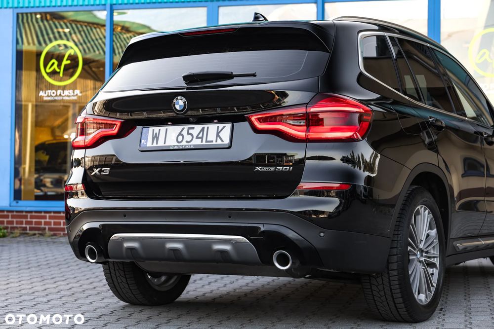 BMW X3 xDrive30i Luxury Line - 12