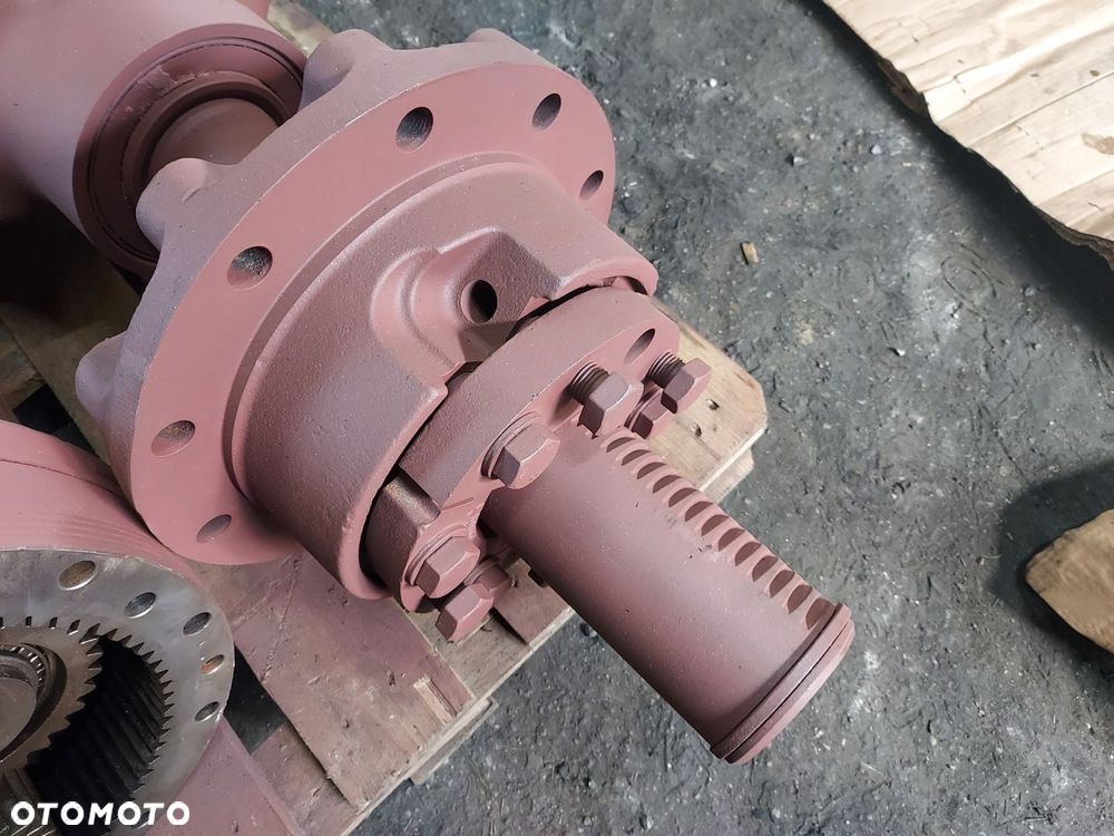 ZWOLNICA TYŁ NA CZĘŚCI LEWA PRAWA R554953 R323474 JOHN DEERE 6195R 2017r. - 2