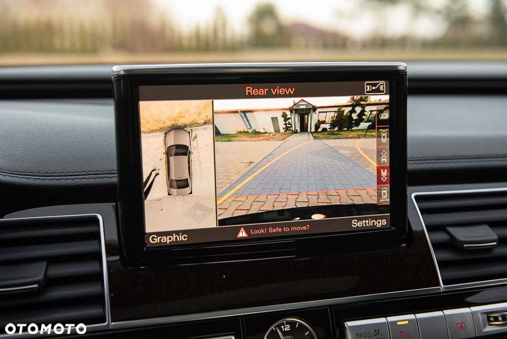 Audi A8 - 33
