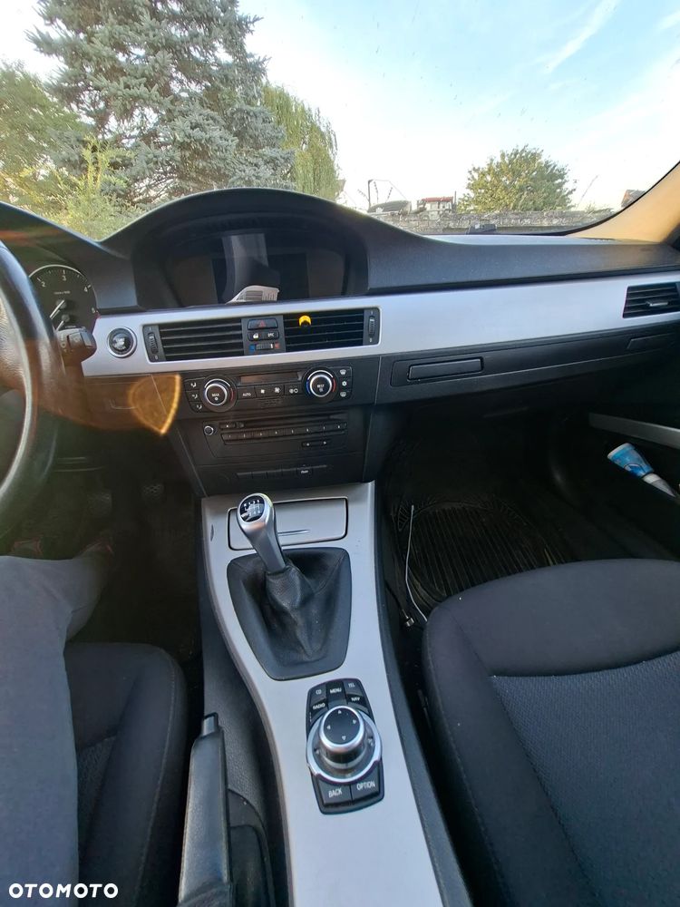 BMW Seria 3 2009 photo 5