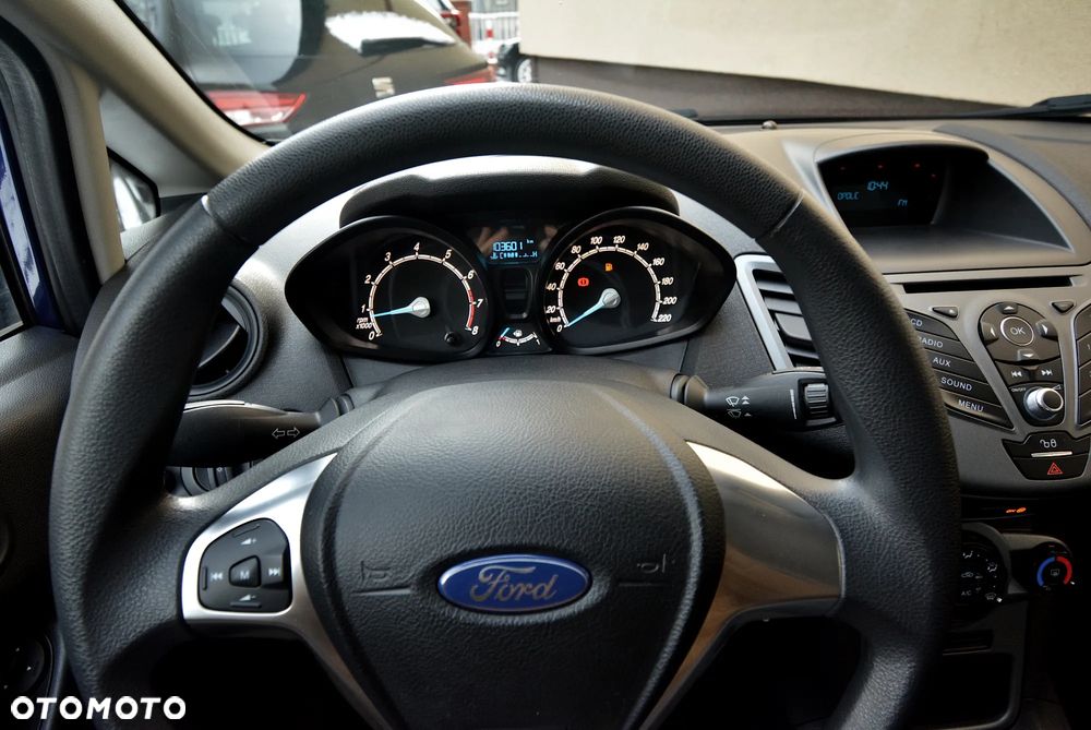Ford Fiesta 1.25 Ambiente EU5 - 16