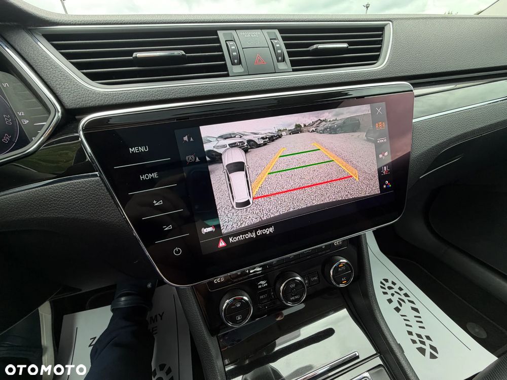 Skoda Superb 2.0 TDI SCR 4x4 L&K DSG - 36