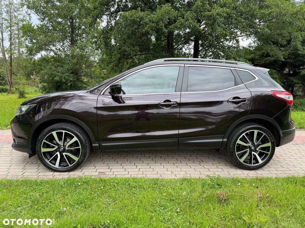 Nissan Qashqai 1.6 DCi TEKNA - 6