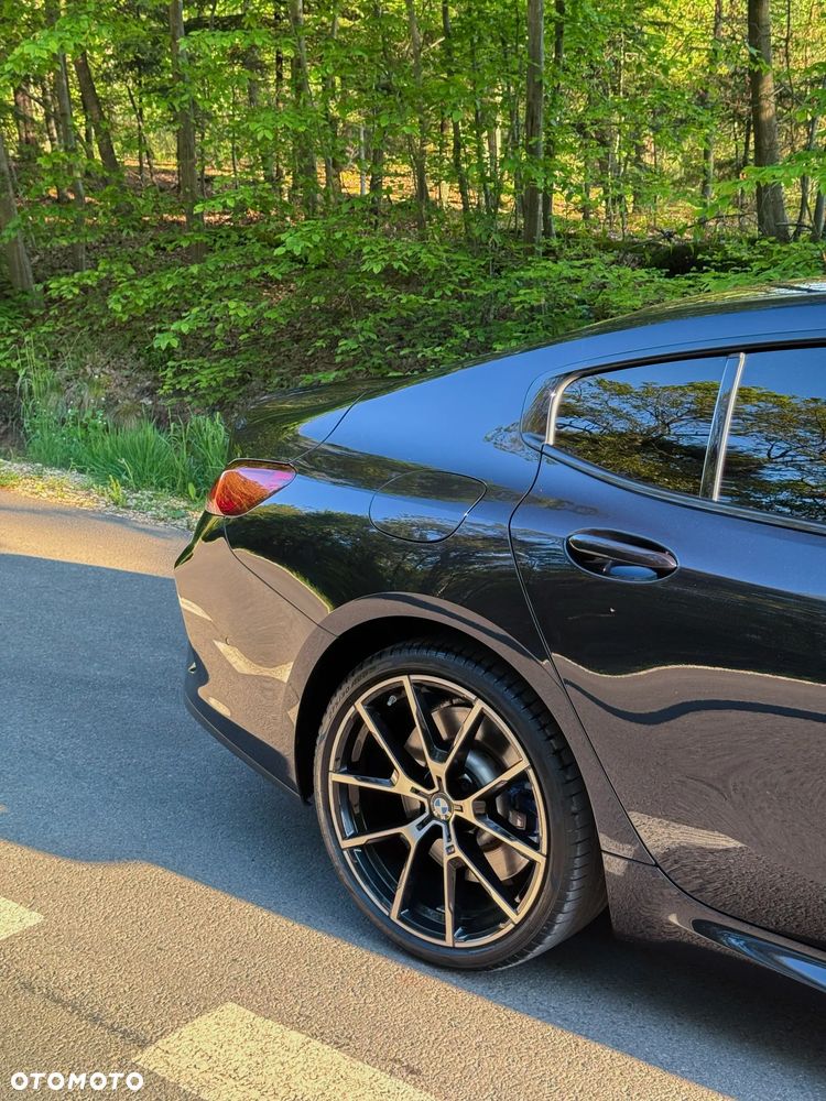 BMW Seria 8 840i xDrive - 6