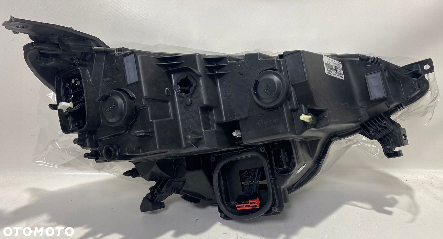 NOWY ORG REFLEKTOR LEWY MEGANE IV 4 FULL LED - 4