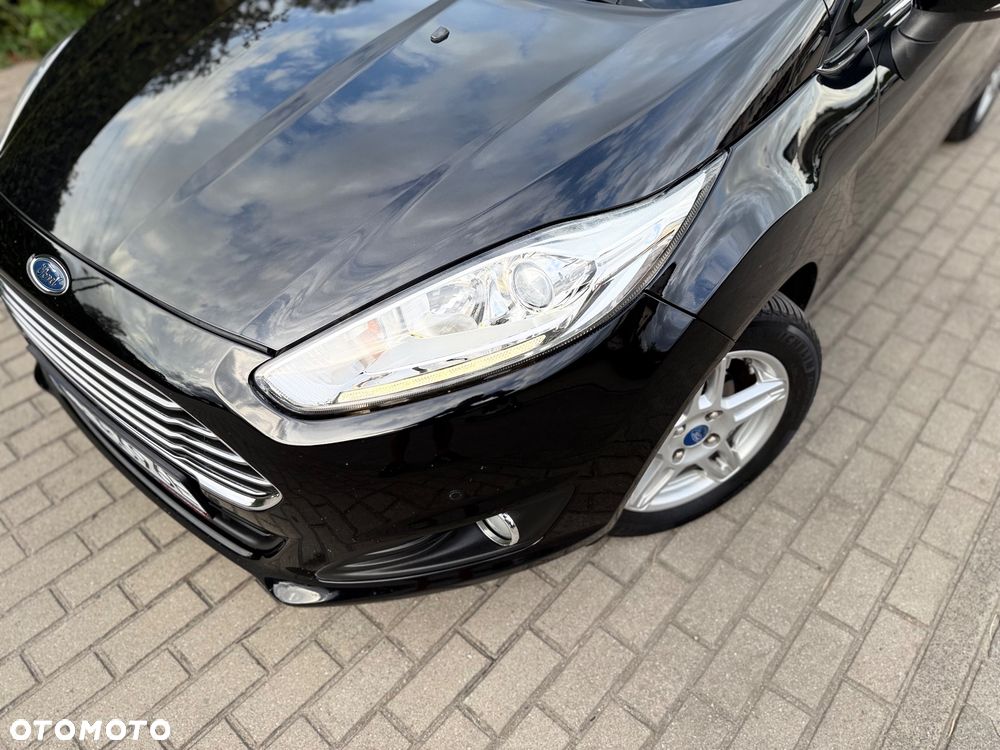 Ford Fiesta 1.0 EcoBoost Powershift Trend - 25