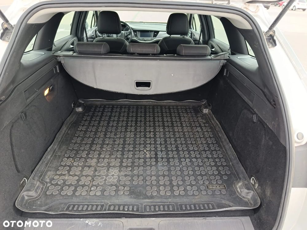 Opel Astra 1.6 CDTI Dynamic - 6