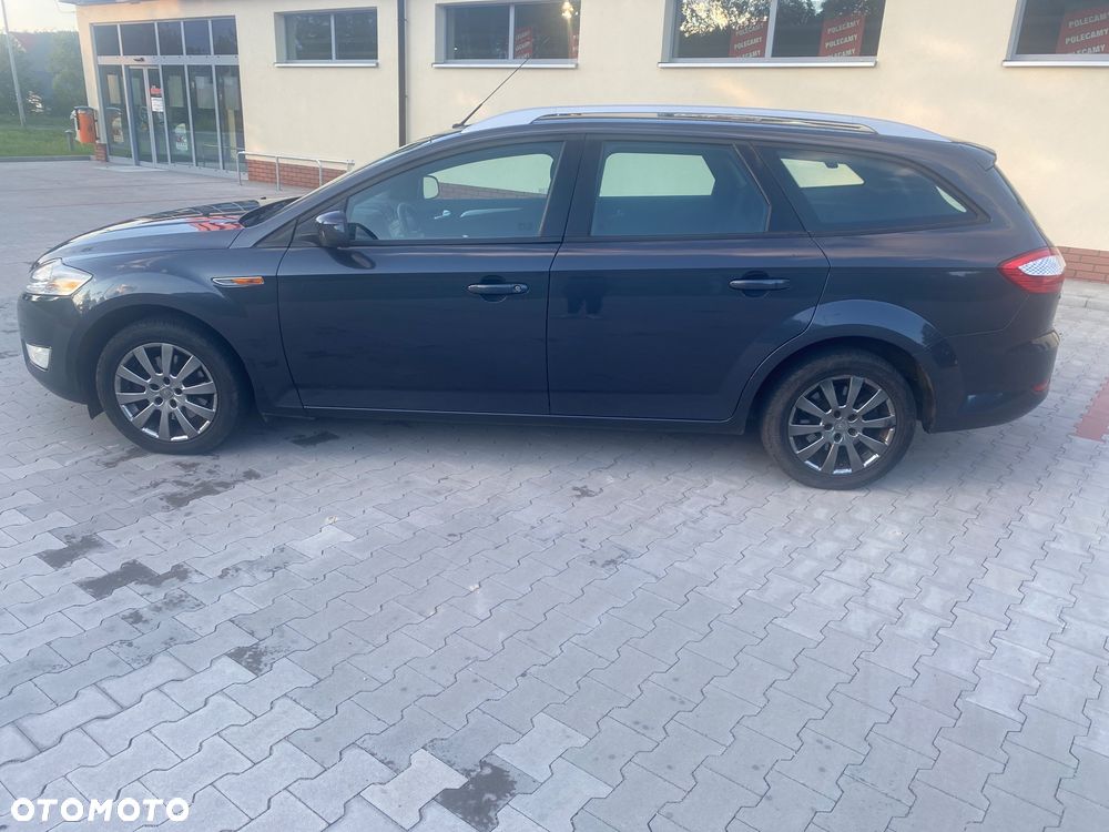 Ford Mondeo Turnier 2.0 TDCi Ambiente - 11