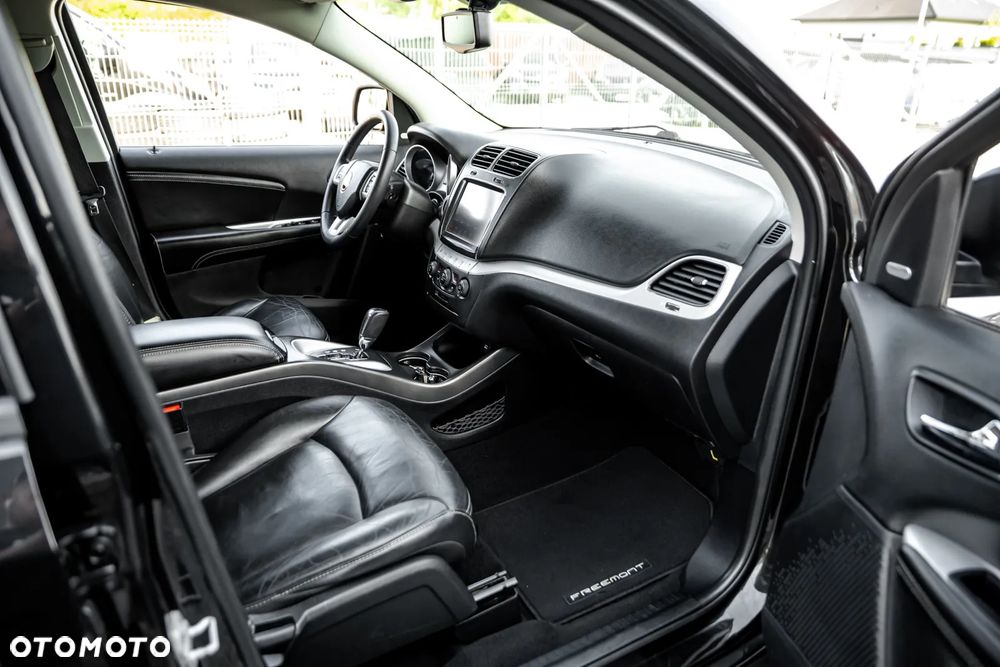 Fiat Freemont 2.0 Multijet 16V DPF Automatik Allrad Lounge - 27
