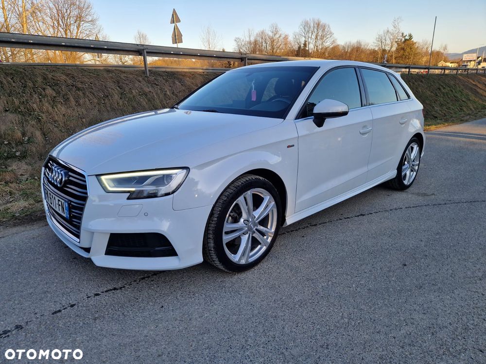Audi A3 Sportback - 1