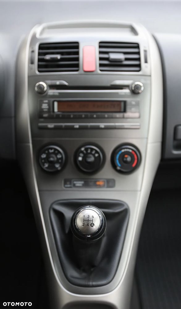 Toyota Auris 1.6 VVT-i Luna - 18