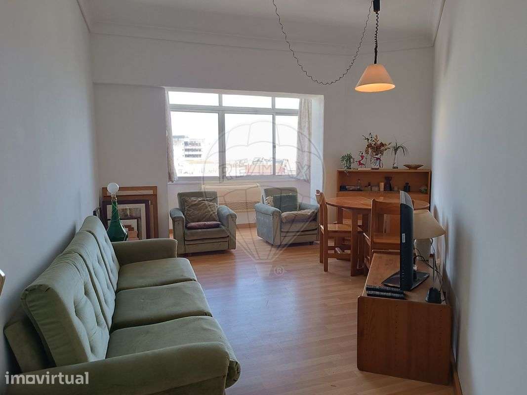 Apartamento T2 para arrendamento - Grande imagem: 2/35
