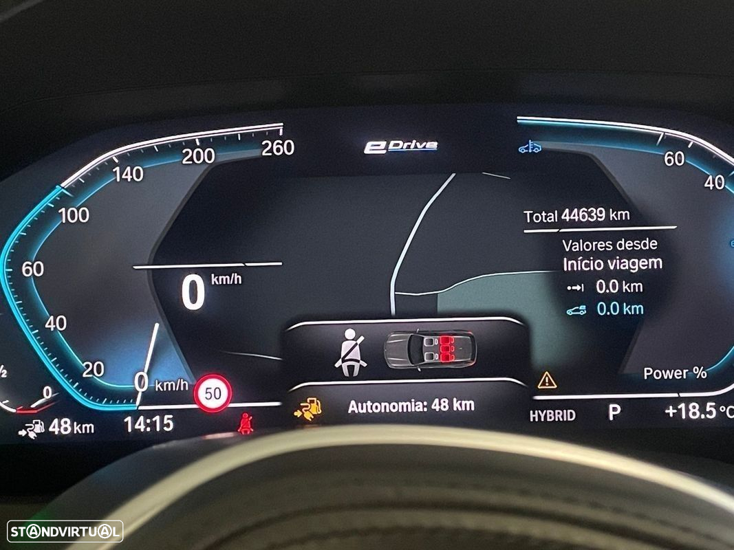 BMW 330 e Touring Pack M Auto - 11