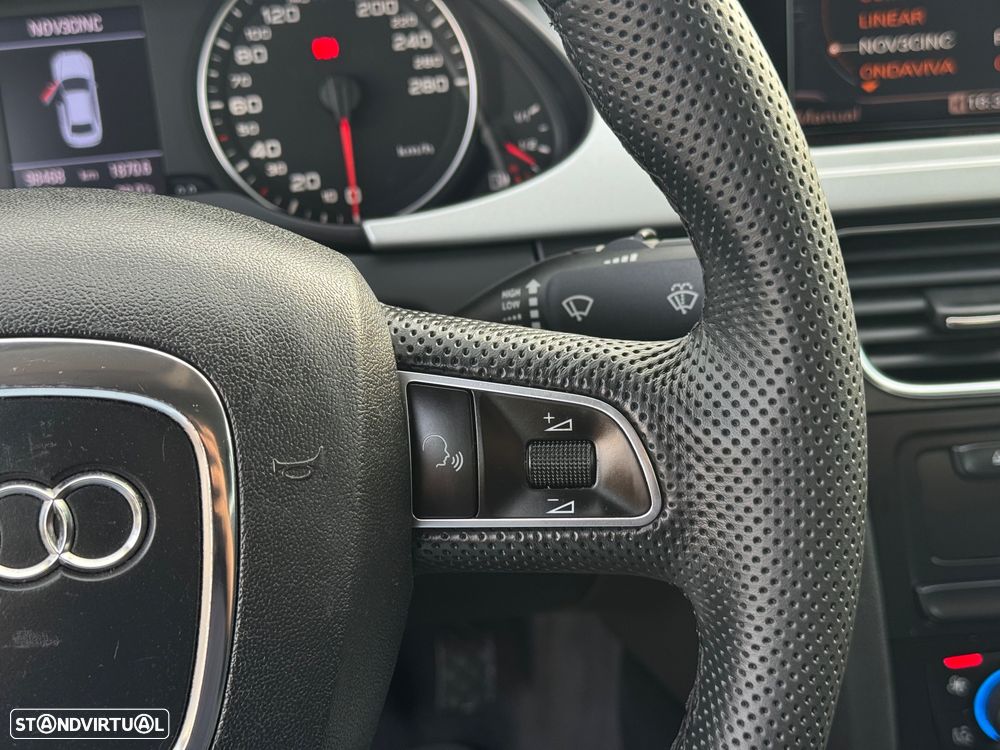 Audi A4 2.0 TDI DPF quattro Attraction - 12