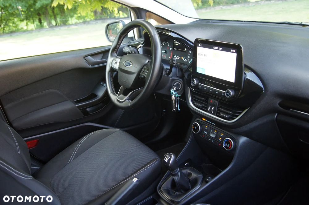 Ford Fiesta 1.1 S&S COOL&CONNECT - 28