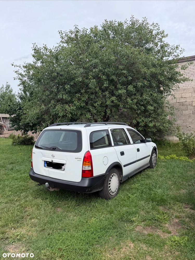 Opel Astra - 3