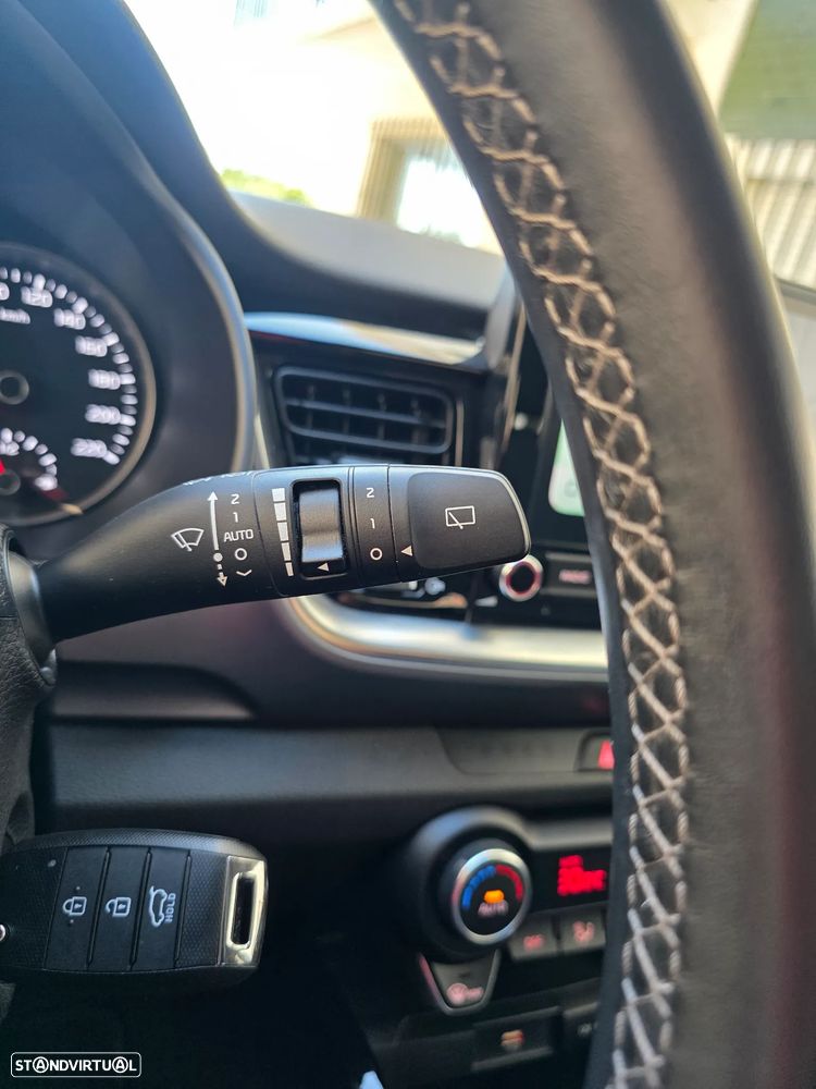 Kia Stonic 1.0 T-GDI Drive - 36