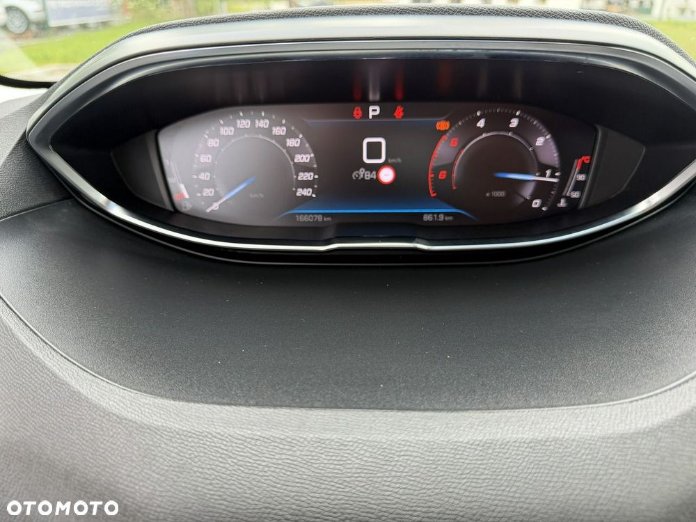 Peugeot 3008 BlueHDi 130 Stop & Start EAT8 Allure Pack - 28