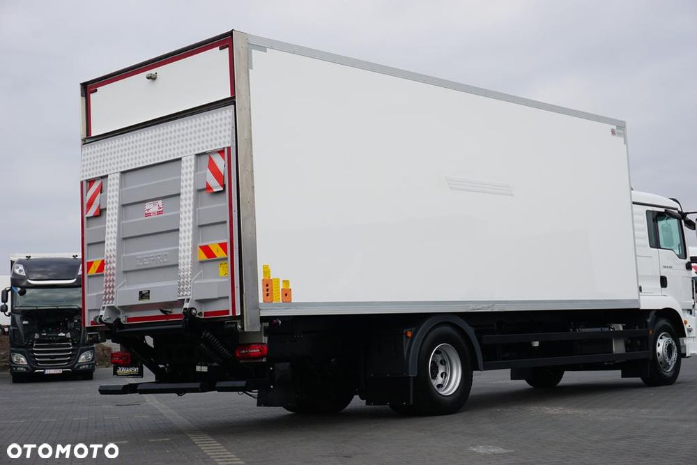 MAN TGM / 18.290 / EURO 6 / IZOTERMA + WINDA / 18 PALET / OTWIERANY BOK - 32